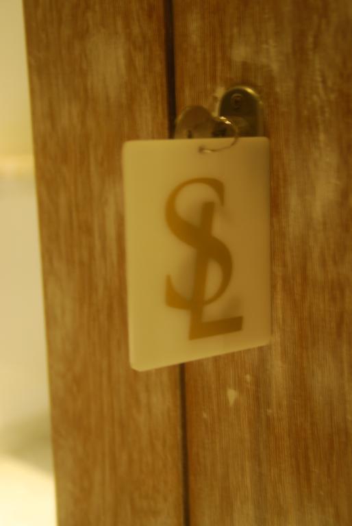 Sugiras Living Hotel เดนปาซาร์ ภายนอก รูปภาพ