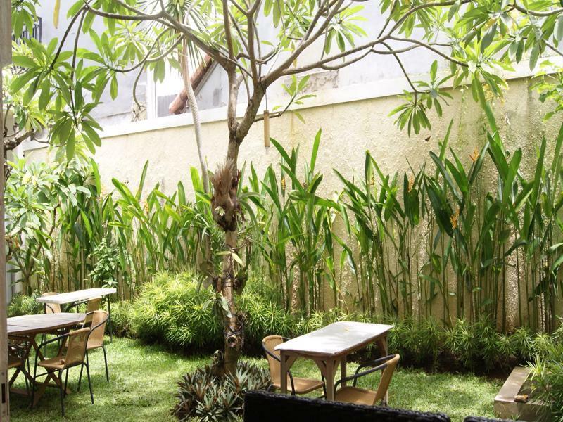 Sugiras Living Hotel เดนปาซาร์ ภายนอก รูปภาพ