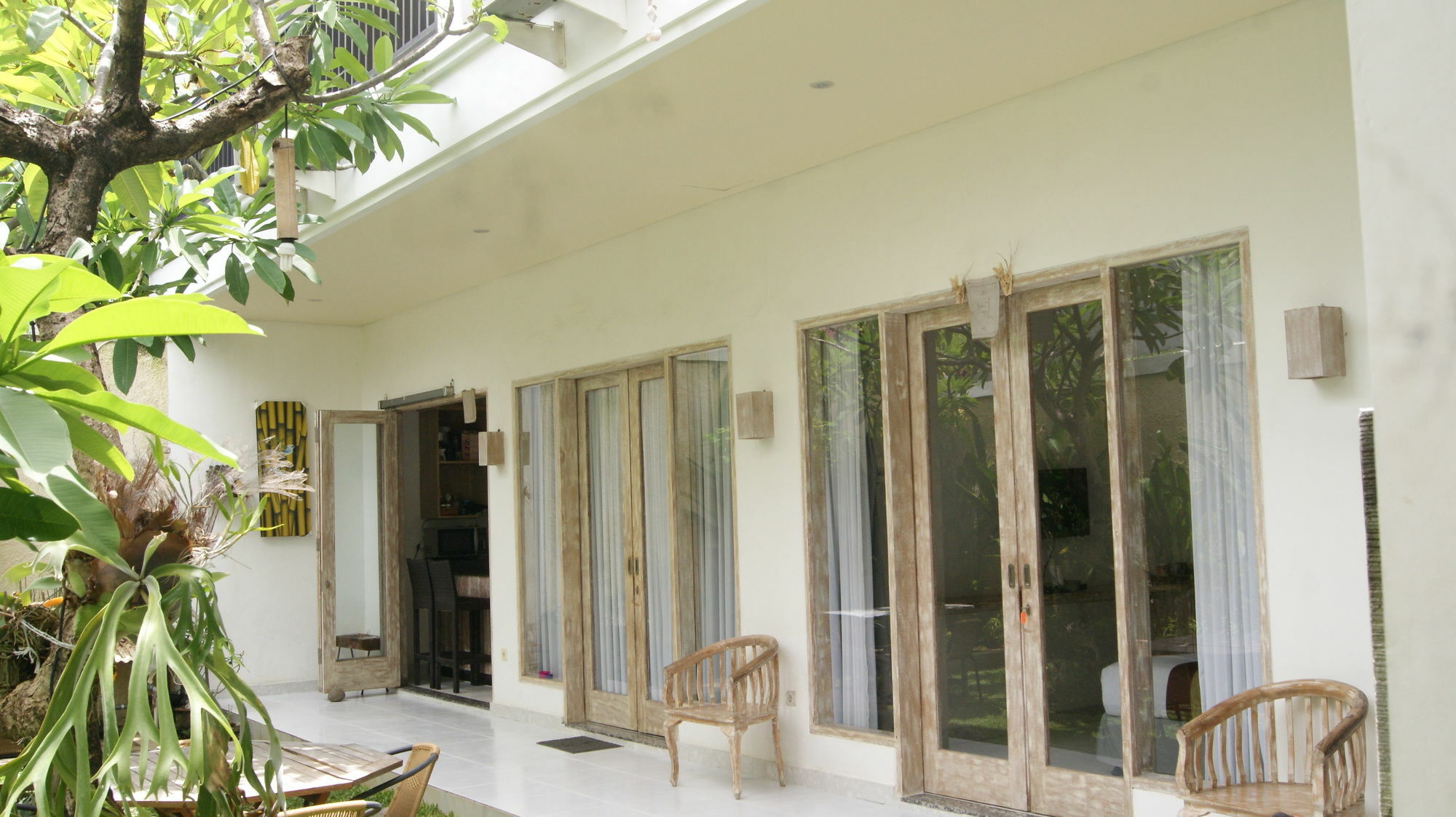 Sugiras Living Hotel เดนปาซาร์ ภายนอก รูปภาพ